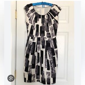 Donna Morgan Paintbrush Strokes Abstract Black and White Dress with Pockets- 14